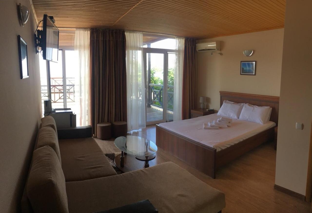 Hotel Веселий Кут Salisnyj Port Exterior foto